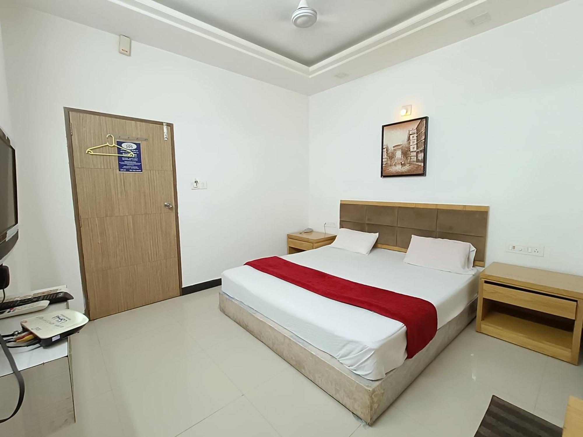 Stay Guru Usha Residency Bhuj Exteriér fotografie
