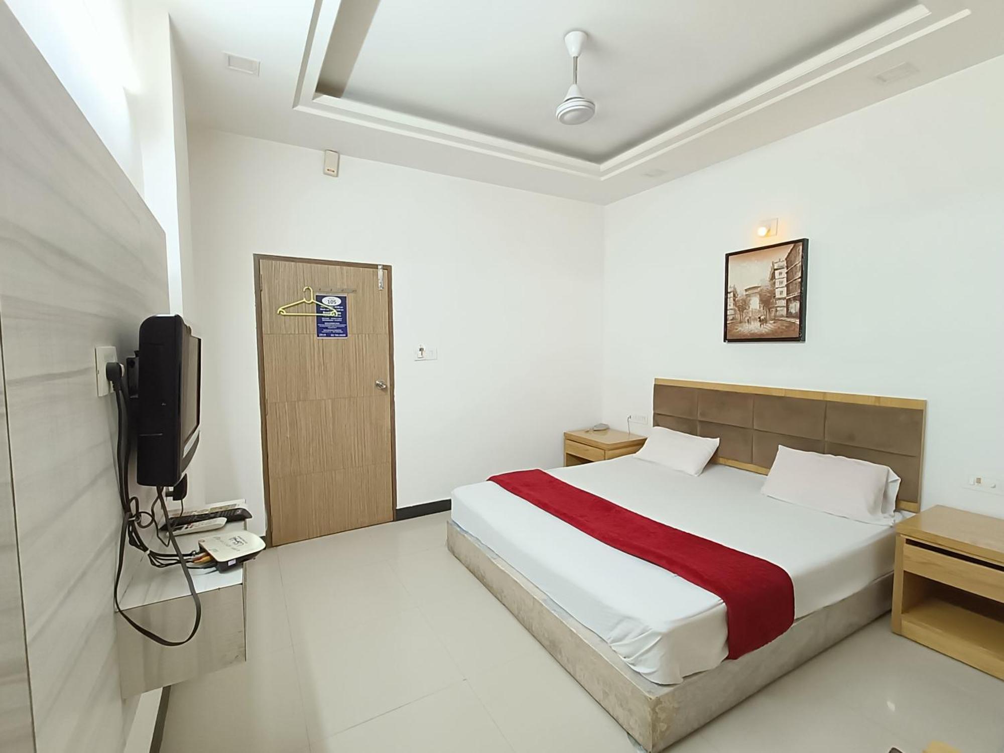 Stay Guru Usha Residency Bhuj Exteriér fotografie