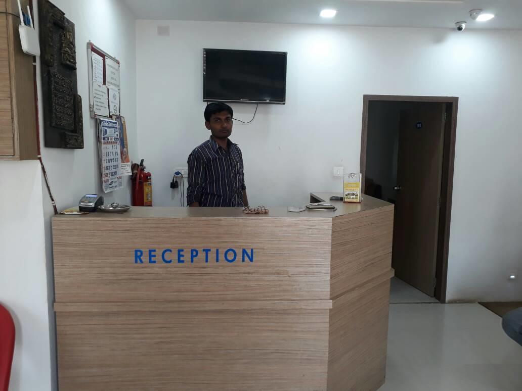 Stay Guru Usha Residency Bhuj Exteriér fotografie