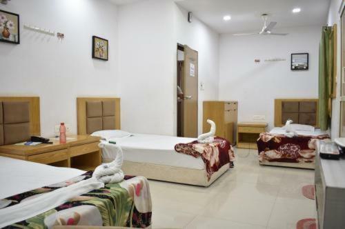 Stay Guru Usha Residency Bhuj Exteriér fotografie
